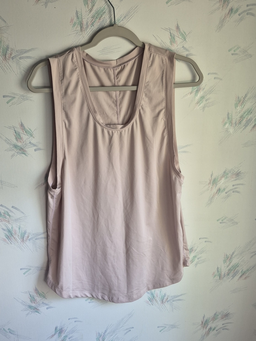 Fabletics Women's Light Pink Tank Top Scoop Neck NO SIZE